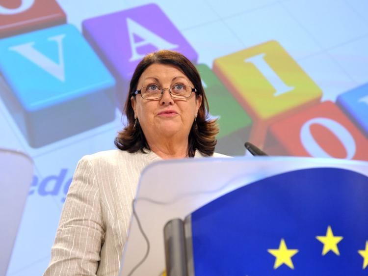 <a><img src="https://www.theepochtimes.com/assets/uploads/2015/09/european+commission.jpg" alt="Máire Geoghegan-Quinn, EU chief of Research, Innovation and Science, announced on July 19 2010, at a press conference in Brussels, the biggest ever funding for European research and innovation, totaling over 6 billion euro.(Courtesy of European Union)" title="Máire Geoghegan-Quinn, EU chief of Research, Innovation and Science, announced on July 19 2010, at a press conference in Brussels, the biggest ever funding for European research and innovation, totaling over 6 billion euro.(Courtesy of European Union)" width="320" class="size-medium wp-image-1817191"/></a>