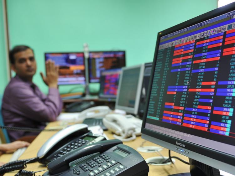 <a><img src="https://www.theepochtimes.com/assets/uploads/2015/09/finance-98254109.jpg" alt="An Indian stock trader trades at a brokerage firm in Mumbai on April 5, 2010. (Sajjad Hussain/AFP/Getty Images)" title="An Indian stock trader trades at a brokerage firm in Mumbai on April 5, 2010. (Sajjad Hussain/AFP/Getty Images)" width="320" class="size-medium wp-image-1821434"/></a>