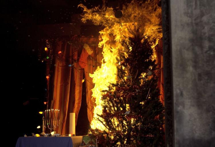 <a><img src="https://www.theepochtimes.com/assets/uploads/2015/09/firedemo1206-1313.jpg" alt="As a demonstration encouraging fire safety, a holiday display is set on fire by the Fire Department of New York on Monday.  (Phoebe Zheng/The Epoch Times)" title="As a demonstration encouraging fire safety, a holiday display is set on fire by the Fire Department of New York on Monday.  (Phoebe Zheng/The Epoch Times)" width="320" class="size-medium wp-image-1811211"/></a>