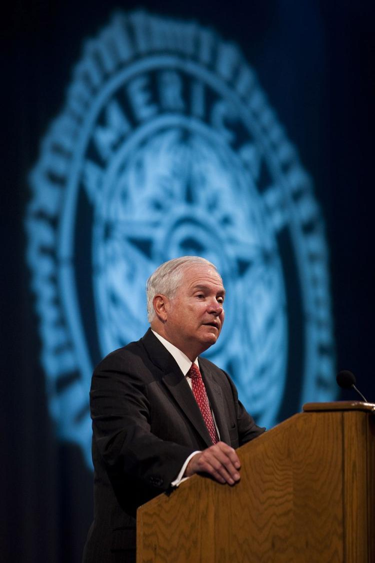 <a><img src="https://www.theepochtimes.com/assets/uploads/2015/09/gates103744549.jpg" alt="Secretary of Defense Robert Gates speaks at the American Legion Conference Aug. 31, 2010 in Milwaukee, Wisc. Secretary Gates, himself, acknowledged that going back to compulsory service, in addition to being politically impossible, is highly impractical. (Jim Watson-Pool/Getty Images)" title="Secretary of Defense Robert Gates speaks at the American Legion Conference Aug. 31, 2010 in Milwaukee, Wisc. Secretary Gates, himself, acknowledged that going back to compulsory service, in addition to being politically impossible, is highly impractical. (Jim Watson-Pool/Getty Images)" width="320" class="size-medium wp-image-1809258"/></a>