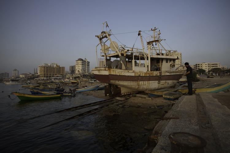 <a><img src="https://www.theepochtimes.com/assets/uploads/2015/09/gaza102328600.jpg" alt="Decaying ships lie unused at Gaza's port on June 19, in Gaza. Israel has maintained a tight blockade on Gaza since 2007, but with increasing pressure from the international community, Israel pledged it will immediately allow all goods and medicines into Gaza. (Eman Mohammed/Getty Images)" title="Decaying ships lie unused at Gaza's port on June 19, in Gaza. Israel has maintained a tight blockade on Gaza since 2007, but with increasing pressure from the international community, Israel pledged it will immediately allow all goods and medicines into Gaza. (Eman Mohammed/Getty Images)" width="320" class="size-medium wp-image-1818159"/></a>