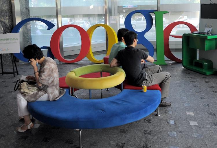 <a><img src="https://www.theepochtimes.com/assets/uploads/2015/09/goog103337500.jpg" alt="Visitors sit on a bench at a lobby of an office of Google Korea in Seoul on August 11. South Korean police searched the offices of Google Korea to investigate whether it breached privacy law in collecting information for its Street View service. (Park Ji Hwan/Getty Iamges )" title="Visitors sit on a bench at a lobby of an office of Google Korea in Seoul on August 11. South Korean police searched the offices of Google Korea to investigate whether it breached privacy law in collecting information for its Street View service. (Park Ji Hwan/Getty Iamges )" width="320" class="size-medium wp-image-1816253"/></a>