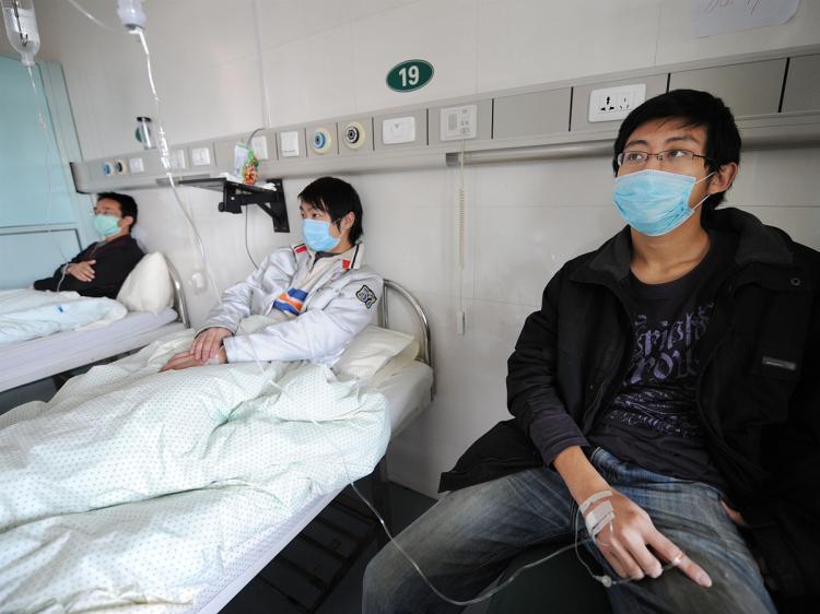 <a><img src="https://www.theepochtimes.com/assets/uploads/2015/09/h1n1-china.jpg" alt="Chinese swine flu patients undergo treatment at a hospital in Hefei in eastern China's Anhui province on Nov 25. The number of infected patients is so high in China that some doctors are telling patients to stay home in quarantine. (STR/AFP/Getty Images)" title="Chinese swine flu patients undergo treatment at a hospital in Hefei in eastern China's Anhui province on Nov 25. The number of infected patients is so high in China that some doctors are telling patients to stay home in quarantine. (STR/AFP/Getty Images)" width="320" class="size-medium wp-image-1824427"/></a>