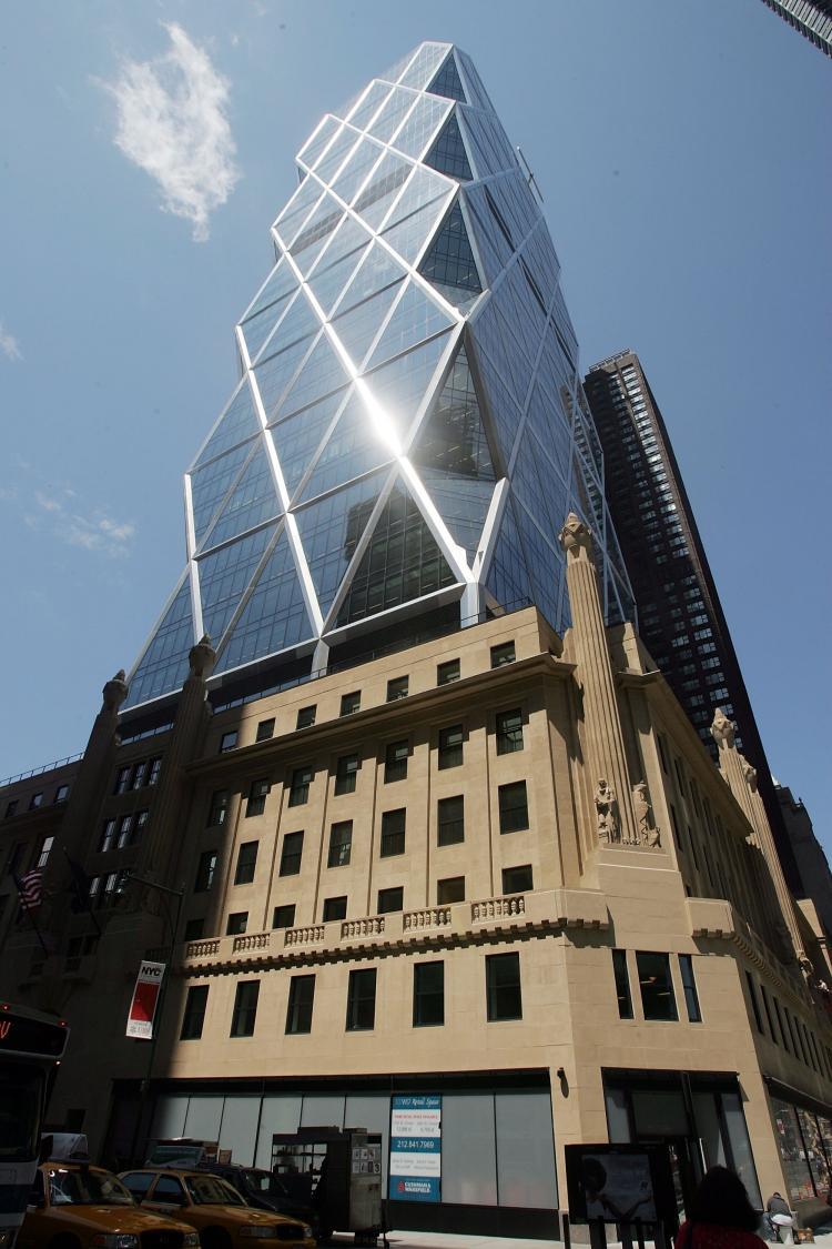 <a><img src="https://www.theepochtimes.com/assets/uploads/2015/09/hearst+tower.jpg" alt="SILVER AND GREEN: The Hearst Tower in 2006. The building is rated Silver in the Leadership in Energy and Environmental Design award system, below Gold and Platinum. (Mario Tama/Getty Images)" title="SILVER AND GREEN: The Hearst Tower in 2006. The building is rated Silver in the Leadership in Energy and Environmental Design award system, below Gold and Platinum. (Mario Tama/Getty Images)" width="320" class="size-medium wp-image-1825525"/></a>