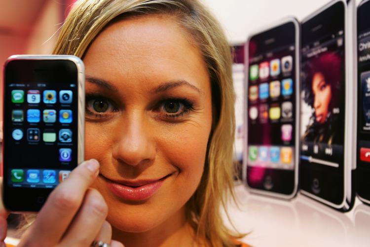 <a><img src="https://www.theepochtimes.com/assets/uploads/2015/09/iphone77819343.jpg" alt="German actress Ruth Moschner presents the Apple iPhone on November 9, 2007 in Cologne, Germany. Walmart announced on Tuesday that it will be selling the Apple iPhone 3GS for $97, over $100 less than its current price tag.  (Patrik Stollarz/Getty Images)" title="German actress Ruth Moschner presents the Apple iPhone on November 9, 2007 in Cologne, Germany. Walmart announced on Tuesday that it will be selling the Apple iPhone 3GS for $97, over $100 less than its current price tag.  (Patrik Stollarz/Getty Images)" width="320" class="size-medium wp-image-1819486"/></a>