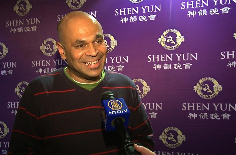 <a><img class="size-large wp-image-1773253" title="Jake Dheer Shen Yun Mississauga" src="https://www.theepochtimes.com/assets/uploads/2015/09/jake-dheer-edited.jpg" alt="Jake Dheer Shen Yun Mississauga" width="590" height="388"/></a>