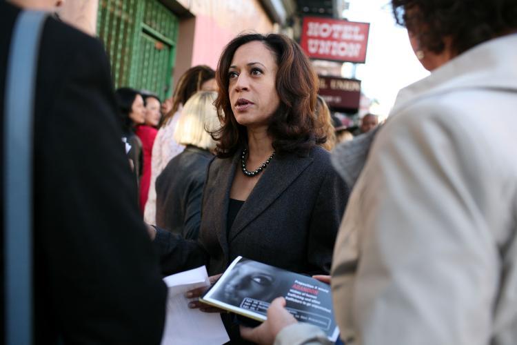 <a><img src="https://www.theepochtimes.com/assets/uploads/2015/09/kamala_harris_83480574.jpg" alt="San Francisco District Attorney Kamala Harris speaks to supporters before a No on K press conference October 29, 2008 in San Francisco, California. San Francisco ballot measure Proposition K seeks to stop enforcing laws against prostitution.  (Justin Sullivan/Getty Images)" title="San Francisco District Attorney Kamala Harris speaks to supporters before a No on K press conference October 29, 2008 in San Francisco, California. San Francisco ballot measure Proposition K seeks to stop enforcing laws against prostitution.  (Justin Sullivan/Getty Images)" width="320" class="size-medium wp-image-1812662"/></a>