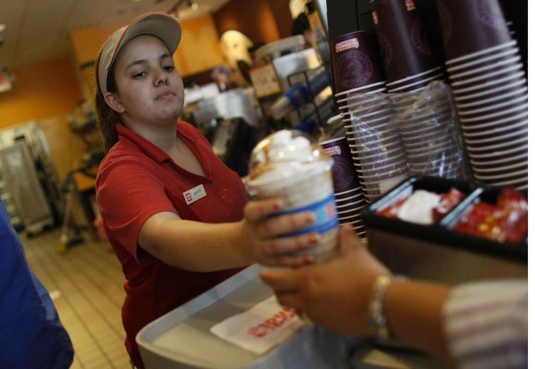 <a><img src="https://www.theepochtimes.com/assets/uploads/2015/09/latte.jpg" alt="DO WITH OUT? File photo of a customer getting a Dunkin' Donuts latte.  (Joe Raedle/Getty Images)" title="DO WITH OUT? File photo of a customer getting a Dunkin' Donuts latte.  (Joe Raedle/Getty Images)" width="320" class="size-medium wp-image-1833243"/></a>