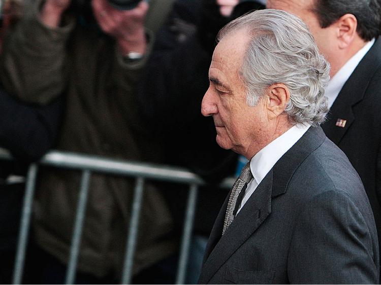 <a><img src="https://www.theepochtimes.com/assets/uploads/2015/09/madness85392917.jpg" alt="Financier and fraudster Bernie Madoff was the worst but far from the only Ponzi purveyor nabbed in 2009. (Chris Hondros/Getty Images)" title="Financier and fraudster Bernie Madoff was the worst but far from the only Ponzi purveyor nabbed in 2009. (Chris Hondros/Getty Images)" width="320" class="size-medium wp-image-1824285"/></a>