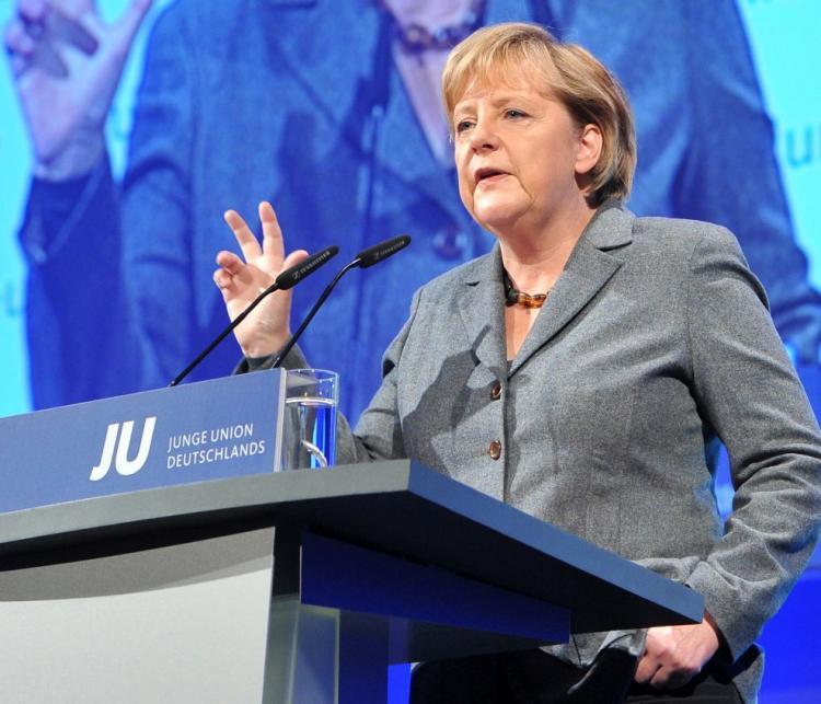 <a><img src="https://www.theepochtimes.com/assets/uploads/2015/09/merkel105557378.jpg" alt="German Chancellor Angela Merkel addresses a meeting of the Junge Union, the youth group of her Christian Democrats party (CDU) in the eastern German city of Potsdam on October 16, 2010. Merkel said that the multicultural society had failed in Germany. (Bernd Settnik/AFP/Getty Images)" title="German Chancellor Angela Merkel addresses a meeting of the Junge Union, the youth group of her Christian Democrats party (CDU) in the eastern German city of Potsdam on October 16, 2010. Merkel said that the multicultural society had failed in Germany. (Bernd Settnik/AFP/Getty Images)" width="320" class="size-medium wp-image-1813384"/></a>