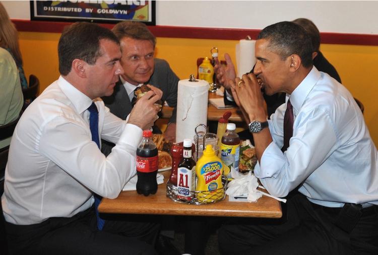 <a><img src="https://www.theepochtimes.com/assets/uploads/2015/09/obama102376043.jpg" alt="Burgers, Fries, & Spies: US President Barack Obama and Russian President Dmitry Medvedev eat burgers during a lunch at Ray's Hell Burger June 24 in Arlington, Virginia.  (Mandel Mgan/Getty Images)" title="Burgers, Fries, & Spies: US President Barack Obama and Russian President Dmitry Medvedev eat burgers during a lunch at Ray's Hell Burger June 24 in Arlington, Virginia.  (Mandel Mgan/Getty Images)" width="320" class="size-medium wp-image-1817948"/></a>