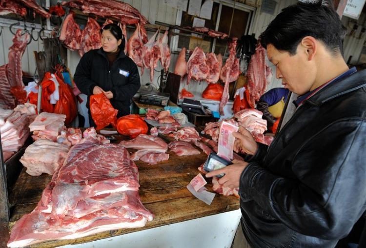 <a><img src="https://www.theepochtimes.com/assets/uploads/2015/09/p.jpg" alt="Pork prices in China have been on the rise for 80 days, since June 13. (Teh Eng Koon/AFP/Getty Images)" title="Pork prices in China have been on the rise for 80 days, since June 13. (Teh Eng Koon/AFP/Getty Images)" width="320" class="size-medium wp-image-1826322"/></a>