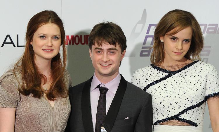 <a><img src="https://www.theepochtimes.com/assets/uploads/2015/09/potter100988675.jpg" alt="Harry Potter stars, (L to R) Actress Bonnie Wright, Actor Daniel Radcliffe, and Actress Emma Watson at the 2010 National Movie Awards on May 26, in London. The last chapter of the Harry Potter movies, 'Deadly Hallows,' has finished production marking the end of the 'Potter' films. (Gareth Cattermole/Getty Images)" title="Harry Potter stars, (L to R) Actress Bonnie Wright, Actor Daniel Radcliffe, and Actress Emma Watson at the 2010 National Movie Awards on May 26, in London. The last chapter of the Harry Potter movies, 'Deadly Hallows,' has finished production marking the end of the 'Potter' films. (Gareth Cattermole/Getty Images)" width="320" class="size-medium wp-image-1818645"/></a>