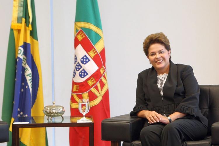 <a><img src="https://www.theepochtimes.com/assets/uploads/2015/09/rousseff107845859.jpg" alt="Brazilian President Dilma Rousseff was sworn in on January 1, becoming the first female president of Brazil. (Adriano Machado/AFP/Getty Images)" title="Brazilian President Dilma Rousseff was sworn in on January 1, becoming the first female president of Brazil. (Adriano Machado/AFP/Getty Images)" width="320" class="size-medium wp-image-1810195"/></a>