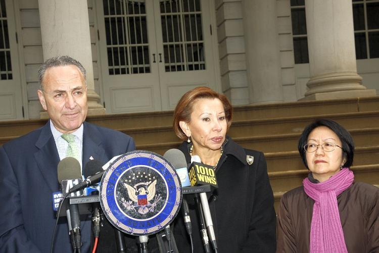 <a><img src="https://www.theepochtimes.com/assets/uploads/2015/09/safetyregulations.jpg" alt="SAFETY FIRST: Sen. Charles Schumer, Congresswoman Nydia Velazquez (C), and Councilwoman Margaret Chin (R) gather on the steps of City Hall on Monday. The officials called upon the National Transportation Safety Board to expand their investigations to the entire low-cost inter-city bus operators industry to ensure that tragedies like last Saturday's do not happen again. (Lixin Shi/The Epoch Times)" title="SAFETY FIRST: Sen. Charles Schumer, Congresswoman Nydia Velazquez (C), and Councilwoman Margaret Chin (R) gather on the steps of City Hall on Monday. The officials called upon the National Transportation Safety Board to expand their investigations to the entire low-cost inter-city bus operators industry to ensure that tragedies like last Saturday's do not happen again. (Lixin Shi/The Epoch Times)" width="320" class="size-medium wp-image-1806791"/></a>