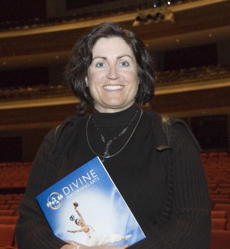 <a><img src="https://www.theepochtimes.com/assets/uploads/2015/09/scian.jpg" alt="City Councillor Ms. Scian at the Divine Performing Arts opening show at the Centre in the Square Theatre Tuesday night. (Matthew Little/The Epoch Times)" title="City Councillor Ms. Scian at the Divine Performing Arts opening show at the Centre in the Square Theatre Tuesday night. (Matthew Little/The Epoch Times)" width="320" class="size-medium wp-image-1831614"/></a>