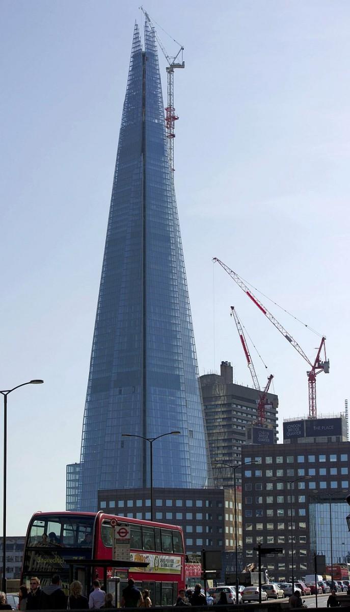 <a><img class="size-large wp-image-1789450" title="The Shard, the European Union's tallest building" src="https://www.theepochtimes.com/assets/uploads/2015/09/shard142263733.jpg" alt="The Shard, the European Union's tallest building" width="337" height="590"/></a>