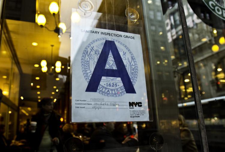 <a><img src="https://www.theepochtimes.com/assets/uploads/2015/09/starbucks-7148-2.jpg" alt="MAKING THE GRADE: A Starbucks coffee shop proudly displays their health inspection grade. Of the restaurants the City has so far graded, 57.2 percent have received an A grade.  (Phoebe Zheng/The Epoch Times)" title="MAKING THE GRADE: A Starbucks coffee shop proudly displays their health inspection grade. Of the restaurants the City has so far graded, 57.2 percent have received an A grade.  (Phoebe Zheng/The Epoch Times)" width="320" class="size-medium wp-image-1809229"/></a>