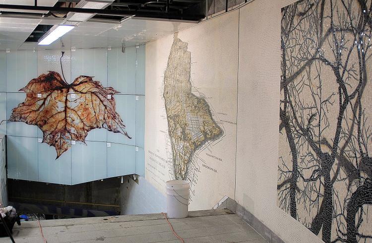 <a><img src="https://www.theepochtimes.com/assets/uploads/2015/09/subwaymurals2.jpg" alt="Brooklyn artists Doug and Mike Starn created a series of nature based tile works for the new South Ferry number one subway station. (The Epoch Times)" title="Brooklyn artists Doug and Mike Starn created a series of nature based tile works for the new South Ferry number one subway station. (The Epoch Times)" width="320" class="size-medium wp-image-1832430"/></a>