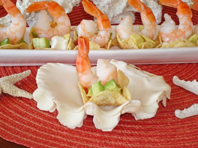 <a><img src="https://www.theepochtimes.com/assets/uploads/2015/09/summerparty.jpg" alt="Quick and easy to prepare, these tasty prawn and salsa morsels can be assembled as guests arrive. (Sandra Shields/The Epoch Times)" title="Quick and easy to prepare, these tasty prawn and salsa morsels can be assembled as guests arrive. (Sandra Shields/The Epoch Times)" width="320" class="size-medium wp-image-1827550"/></a>