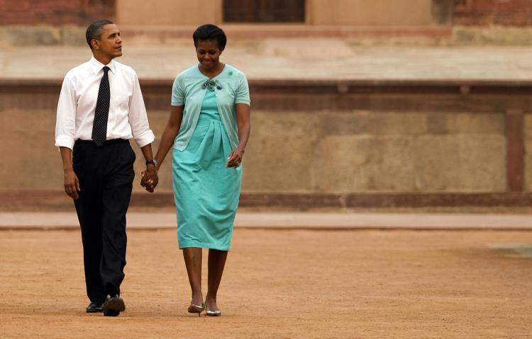<a><img src="https://www.theepochtimes.com/assets/uploads/2015/09/tax_cuts_106611860.jpg" alt="US President Barack Obama (L) and First Lady Michelle Obama (R) tour through Humayun's Tomb in New Dehli on November 7, 2010. (Jim Watson/AFP/Getty Images)" title="US President Barack Obama (L) and First Lady Michelle Obama (R) tour through Humayun's Tomb in New Dehli on November 7, 2010. (Jim Watson/AFP/Getty Images)" width="320" class="size-medium wp-image-1812499"/></a>