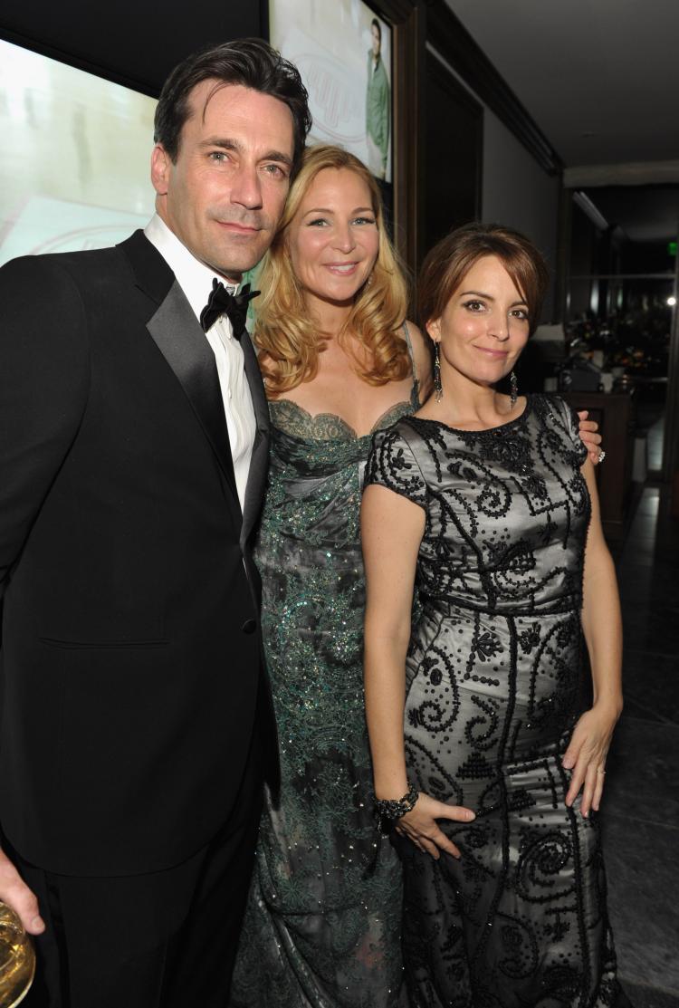 <a><img src="https://www.theepochtimes.com/assets/uploads/2015/09/tina_fey_103718834.jpg" alt="Tina Fey (R), Jon Hamm (L), and Jennifer Westfeldt (C) attend the AMC After Party for the 62nd Annual EMMY Awards at Soho House on August 29, 2010 in West Hollywood, California. Fey said that Hamm will reprise his role on '30 Rock' next season. (John Shearer/Getty Images)" title="Tina Fey (R), Jon Hamm (L), and Jennifer Westfeldt (C) attend the AMC After Party for the 62nd Annual EMMY Awards at Soho House on August 29, 2010 in West Hollywood, California. Fey said that Hamm will reprise his role on '30 Rock' next season. (John Shearer/Getty Images)" width="320" class="size-medium wp-image-1815257"/></a>