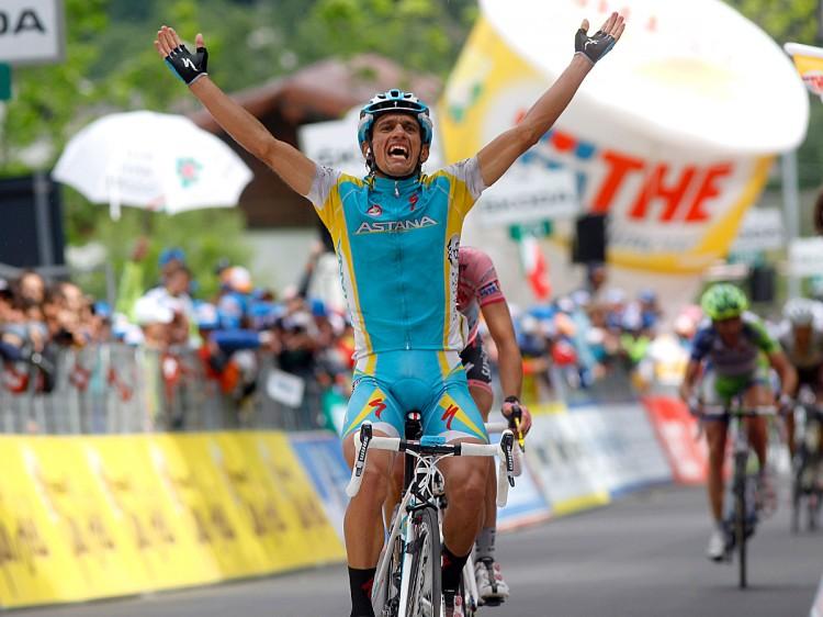 <a><img src="https://www.theepochtimes.com/assets/uploads/2015/09/tirlongo114834878WEB.jpg" alt="Paolo Tiralongo of Astana celebrates as he crosses the finish line of the Stage 19 of the 94th Giro d'Italia. (Luk Benies/AFP/Getty Images)" title="Paolo Tiralongo of Astana celebrates as he crosses the finish line of the Stage 19 of the 94th Giro d'Italia. (Luk Benies/AFP/Getty Images)" width="320" class="size-medium wp-image-1803499"/></a>