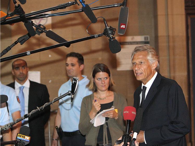 <a><img src="https://www.theepochtimes.com/assets/uploads/2015/09/villepin90997647.jpg" alt="Former prime minister Dominique de Villepin addresses the press as he arrives for the opening of the so-called 'Clearstream affair' trial, on September 21, 2009 at the Paris courthouse. (Patrick Kovarik/AFP/Getty Images)" title="Former prime minister Dominique de Villepin addresses the press as he arrives for the opening of the so-called 'Clearstream affair' trial, on September 21, 2009 at the Paris courthouse. (Patrick Kovarik/AFP/Getty Images)" width="320" class="size-medium wp-image-1826140"/></a>
