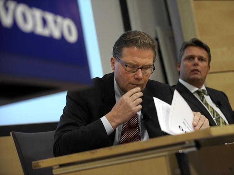 <a><img src="https://www.theepochtimes.com/assets/uploads/2015/09/vvvvvolo84668509.jpg" alt="The chief executive officer of Swedish automaker Volvo, Leif Johansson (L), gives a press conference on February 6, 2009 in Stockholm, to present 2008 financial results.    (Fredrik Sandberg/AFP/Getty Images)" title="The chief executive officer of Swedish automaker Volvo, Leif Johansson (L), gives a press conference on February 6, 2009 in Stockholm, to present 2008 financial results.    (Fredrik Sandberg/AFP/Getty Images)" width="320" class="size-medium wp-image-1830082"/></a>