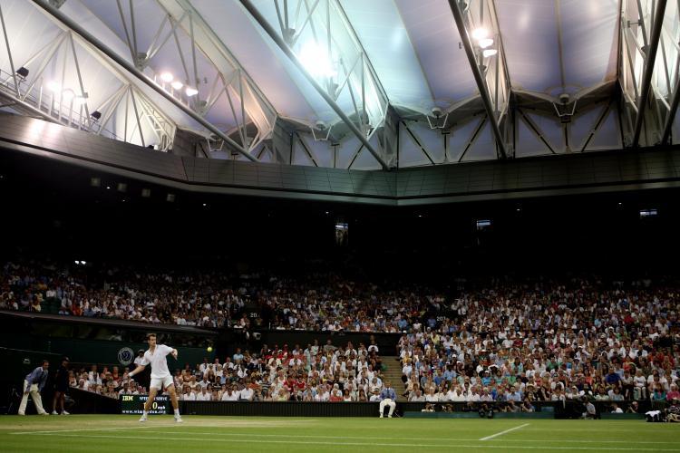 <a><img src="https://www.theepochtimes.com/assets/uploads/2015/09/wimbledon.jpg" alt="Andy Murray's fourth round match was completed under Centre Court's new roof. (Julian Finney/Getty Images)" title="Andy Murray's fourth round match was completed under Centre Court's new roof. (Julian Finney/Getty Images)" width="320" class="size-medium wp-image-1827642"/></a>