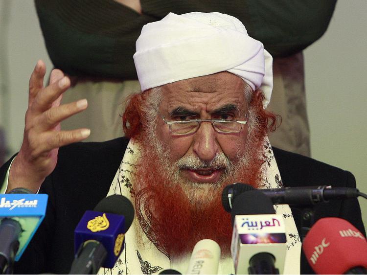 <a><img src="https://www.theepochtimes.com/assets/uploads/2015/09/yami95763815.jpg" alt="Yemeni radical cleric Sheikh Abdulmajeed al-Zendani, who is labeled by the U.S. administration as a 'global terrorist', speaks during a press conference in Sanaa on January 14, 2010. (Ahmad Gharabli/AFP/Getty Images)" title="Yemeni radical cleric Sheikh Abdulmajeed al-Zendani, who is labeled by the U.S. administration as a 'global terrorist', speaks during a press conference in Sanaa on January 14, 2010. (Ahmad Gharabli/AFP/Getty Images)" width="320" class="size-medium wp-image-1823979"/></a>