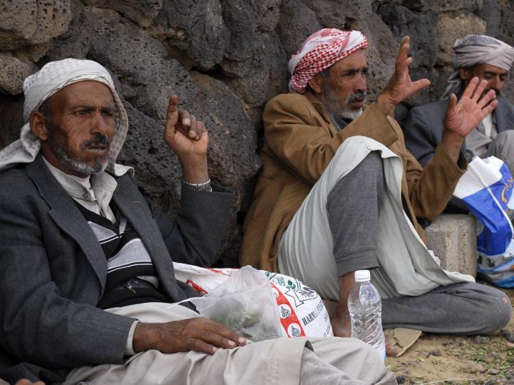 <a><img src="https://www.theepochtimes.com/assets/uploads/2015/09/yemen-94674360-small.jpg" alt="Yemeni men discuss the situation in the village of Bani Atban in the Sanaa Province district of Arhab where Yemeni security forces carried out operations against al-Qaeda suspects on Dec. 17. (Khaled Fazaa/AFP/GETTY IMAGES )" title="Yemeni men discuss the situation in the village of Bani Atban in the Sanaa Province district of Arhab where Yemeni security forces carried out operations against al-Qaeda suspects on Dec. 17. (Khaled Fazaa/AFP/GETTY IMAGES )" width="320" class="size-medium wp-image-1824628"/></a>