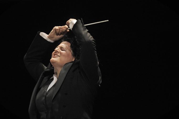 <a href="https://www.theepochtimes.com/assets/uploads/2015/10/Greekconductor.jpg"><img src="https://www.theepochtimes.com/assets/uploads/2015/10/Greekconductor.jpg" alt="Greek conductor Stamatia Karampini at the classical music festival in Besancon last week. (AFP/Jeff Pachoud)" title="Greek conductor Stamatia Karampini at the classical music festival in Besancon last week. (AFP/Jeff Pachoud)" width="575" class="size-medium wp-image-1869078"/></a>