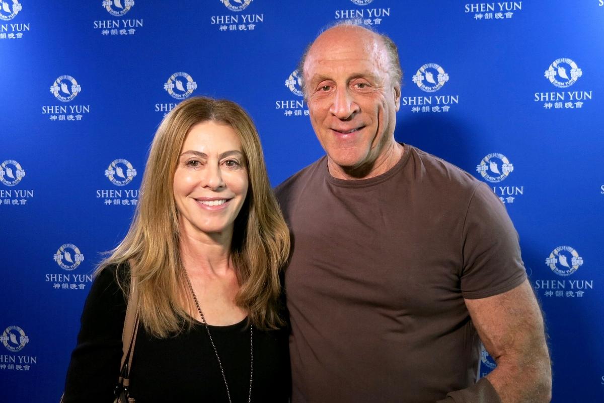 Michael Phillips, a film producer, and his wife Juliana Maio, an entertainment lawyer and novelist, after watching Shen Yun Performing Arts at the Microsoft Theater in Los Angeles, on the afternoon of April 24, 2016. (Yaning/Epoch Times)