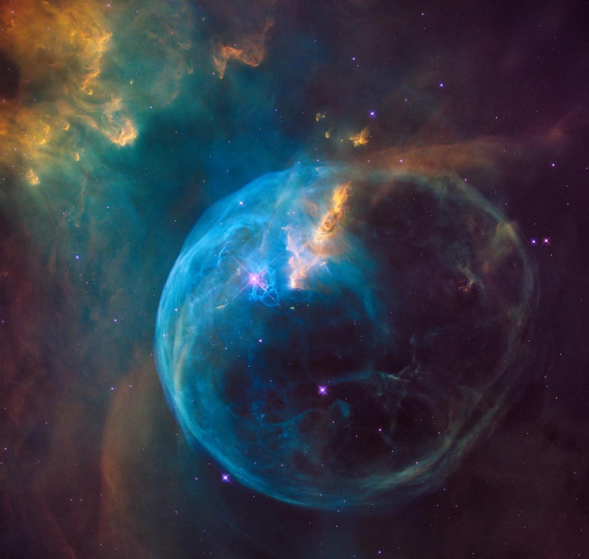 (NASA, ESA, Hubble Heritage Team/STScI/AURA)