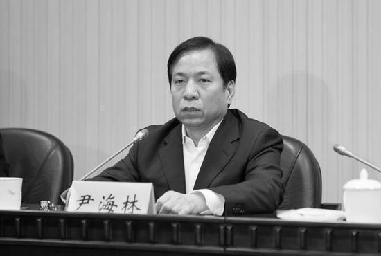 Former Tianjin vice mayor Yin Hailin. (Beijing Television)