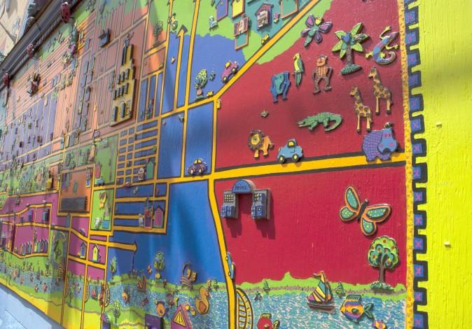 Murals at Randyland, a free outdoor gallery of folk art and Pittsburgh's most colourful landmark. (Carole Jobin)