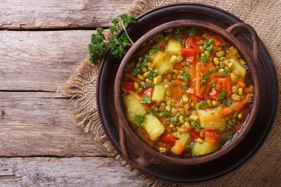 Vegetable soup with mung beans. (AS Food studio/Shutterstock)