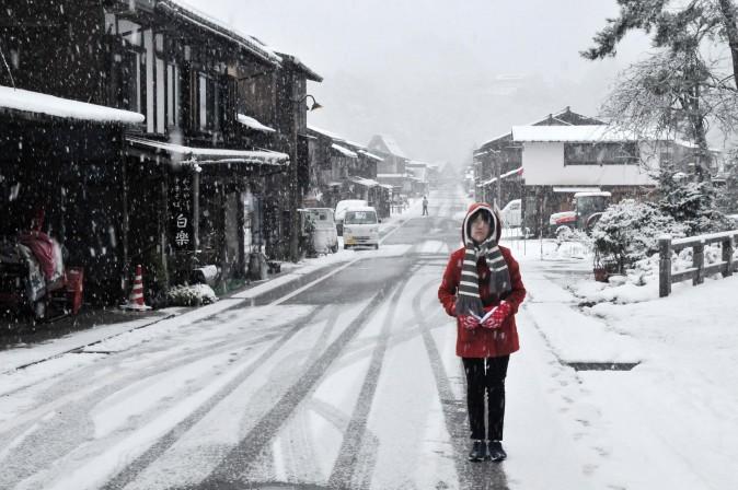 Figure 12 Taking a morning walk in the snow is a wonderful experience. (Sun Mingguo/Epoch Times)