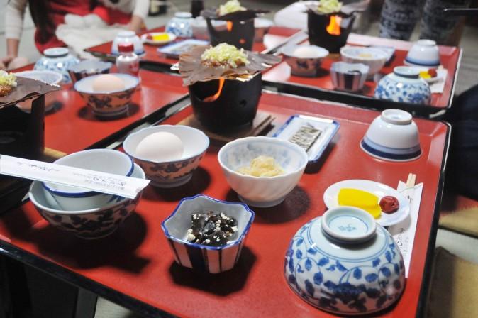 Figure 4 Breakfast in a gassho-zukuri farm house is a feast for the eyes. (Sun Mingguo/Epoch Times)