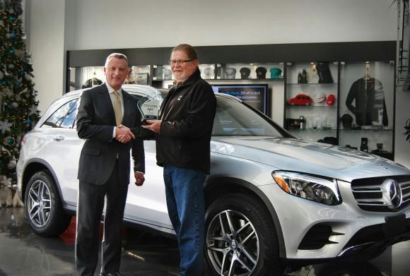 (Left: Brian D. Fulton, president and CEO of Mercedes-Benz Canada, Right: David Taylor, CCOTY Committee Member) (David Taylor)