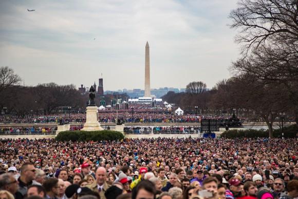 Spectators fill the National Mall in front of the U.S. Capitol during the inauguration of Donald Trump as the 45th President in Washington, on Jan. 20, 2017.(Benjamin Chasteen/Epoch Times)