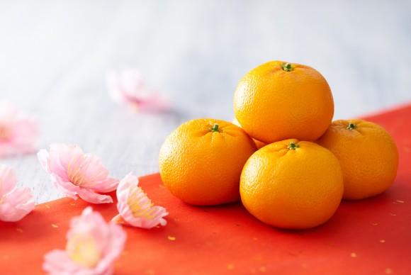 Eating and displaying oranges is said to bring good luck and money. (phive/shutterstock)
