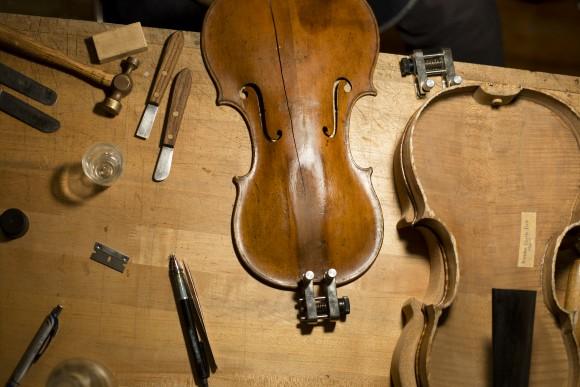 The restoration shop of Rare Violins of New York in Manhattan, New York, on Jan. 9, 2017. (Samira Bouaou/Epoch Times)