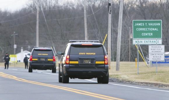More State Troopers arrive on scene as all Delaware prisons went on lockdown late Wednesday due to a hostage situation unfolding in Smyrna, Del., on Feb. 1, 2017. (Suchat Pederson/The Wilmington News-Journal via AP)