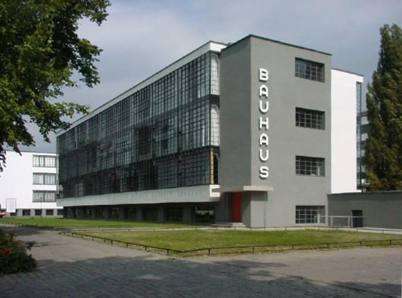 The Bauhaus building in Dessau, Germany. (Public domain)