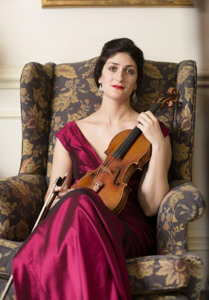 Violinist and composer Michelle Ross at Salmagundi Art Club in Manhattan, New York, on Jan. 30, 2017. (Samira Bouaou/Epoch Times)