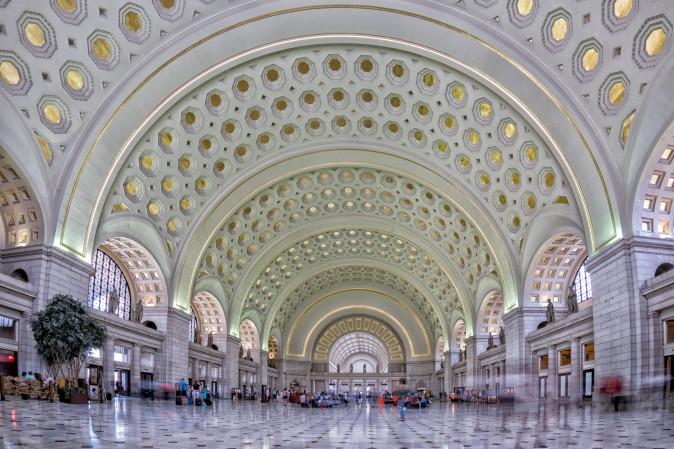 Inside Union Station in Washington. (Andrea Izzotti/Shutterstock)