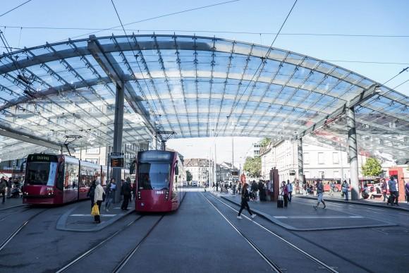 The huge glazed steel canopy at Station Square in Bern. (Mohammed Reza Amirinia)