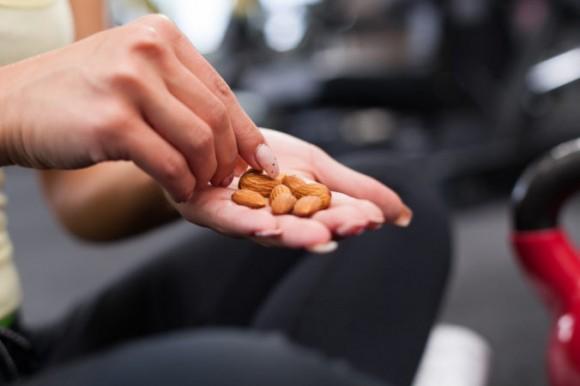 Nuts contain protein and good slimming fats. (Shutterstock)